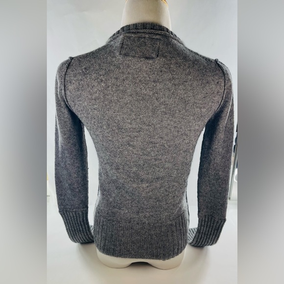 AMERICAN EAGLE OUTFITTERS GRAY SWEATER SIZE MEDIUM - Picture 3 of 8